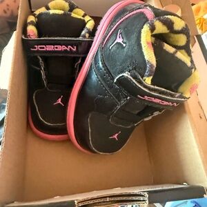 4C Jordan Kids Black and Pink Sneakers